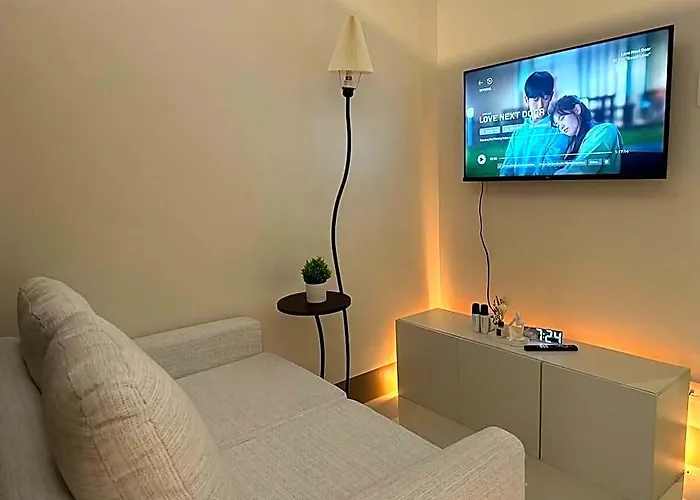Ann's Cozy Near Ortigas, Makati, And Bgc 호텔 4*